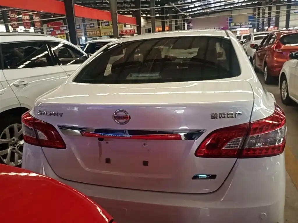 Nissan Sylphy 2015 — фото 6