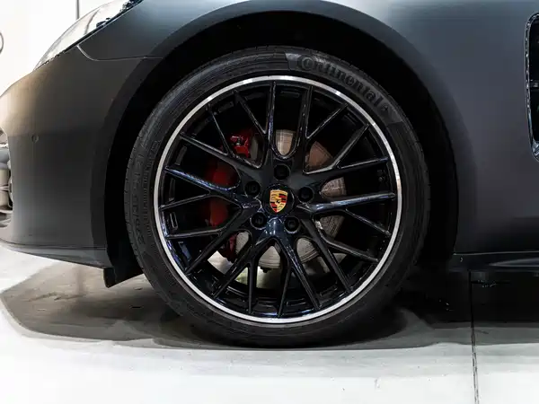Porsche Panamera 2022