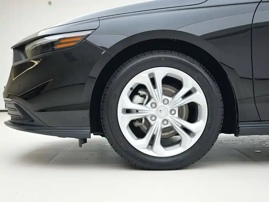 Honda Accord 2024 — фото 16
