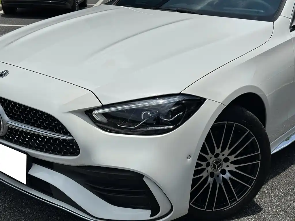Mercedes-Benz C-Class 2026