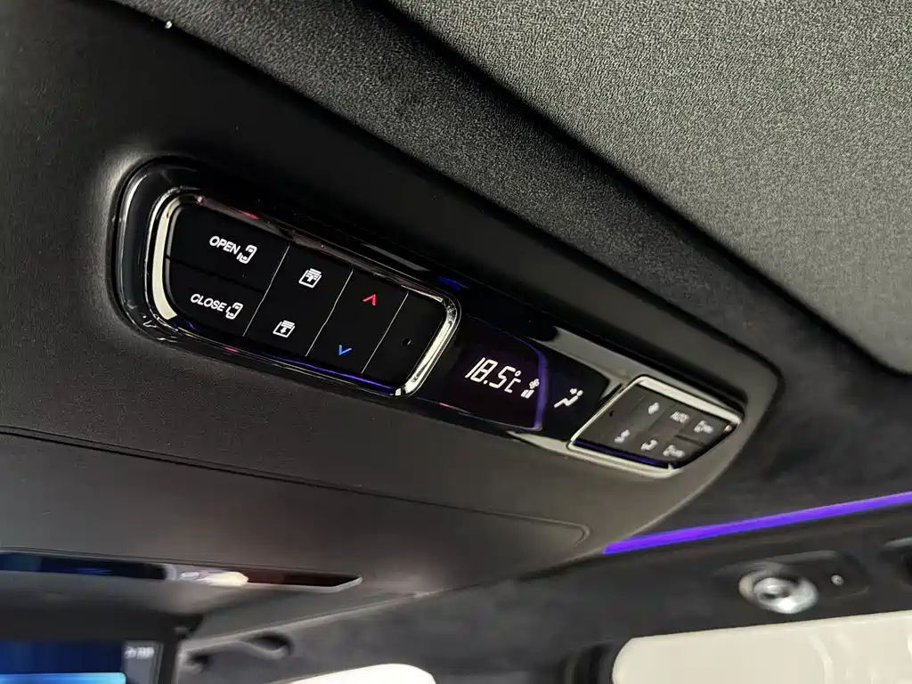GAC Trumpchi M8 2023 — фото 19
