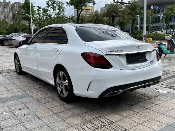 Mercedes-Benz C-Class 2020