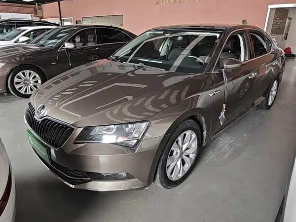 Skoda Superb 2019