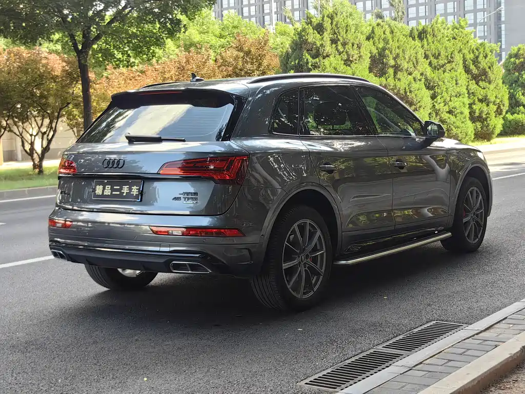 Audi Q5L 2023 — фото 27