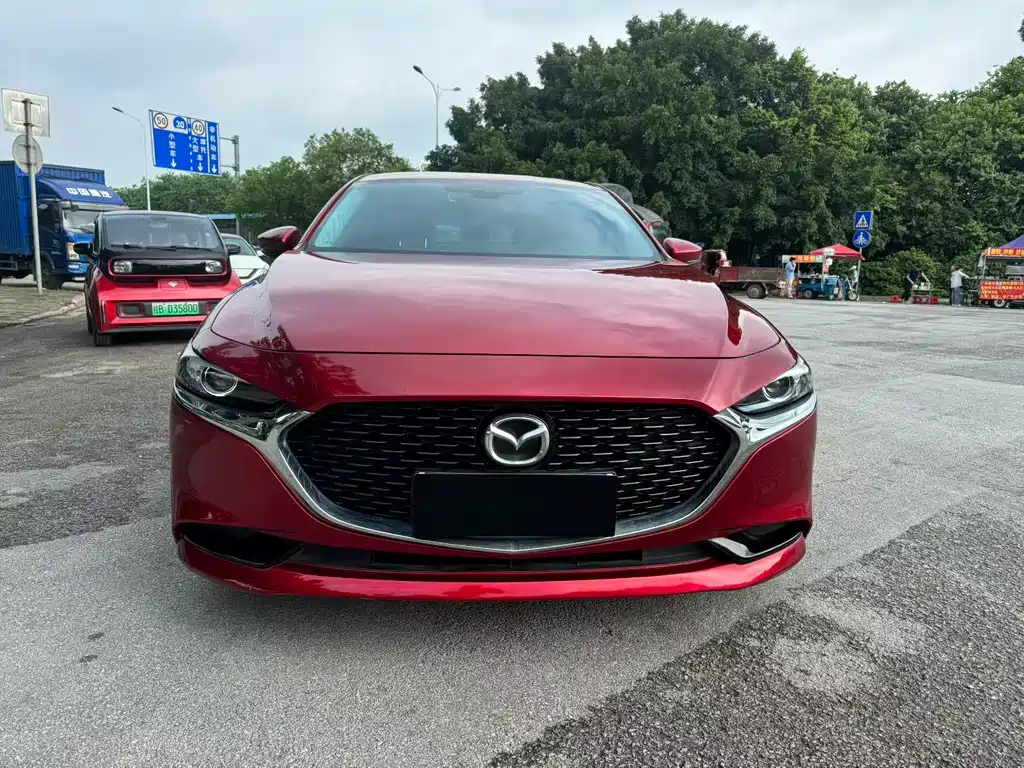 Mazda 3 Axela 2022