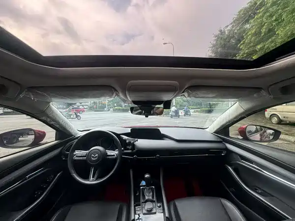 Mazda 3 Axela 2022