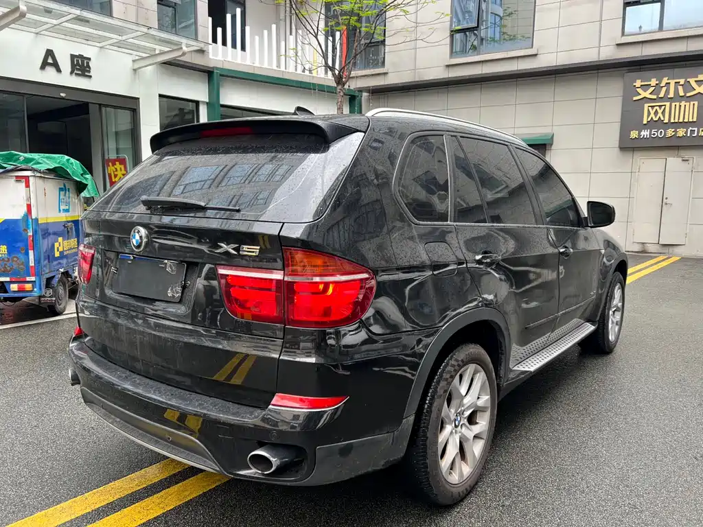 BMW X5 2011 — фото 12