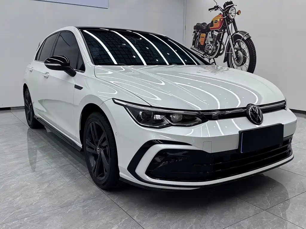 Volkswagen Golf 2023