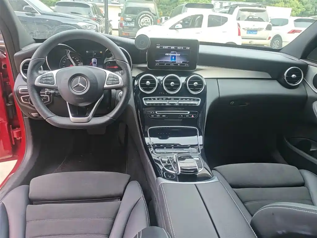 Mercedes-Benz C-Class 2017 — фото 10
