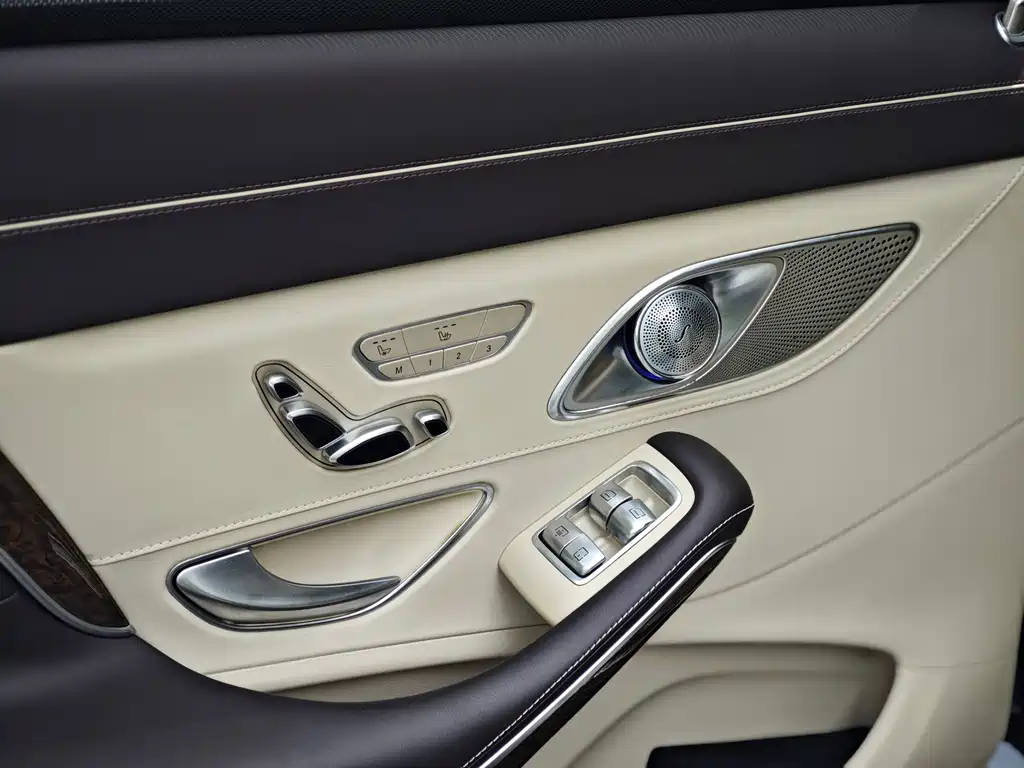 Mercedes-Benz S-Class 2016 — фото 11
