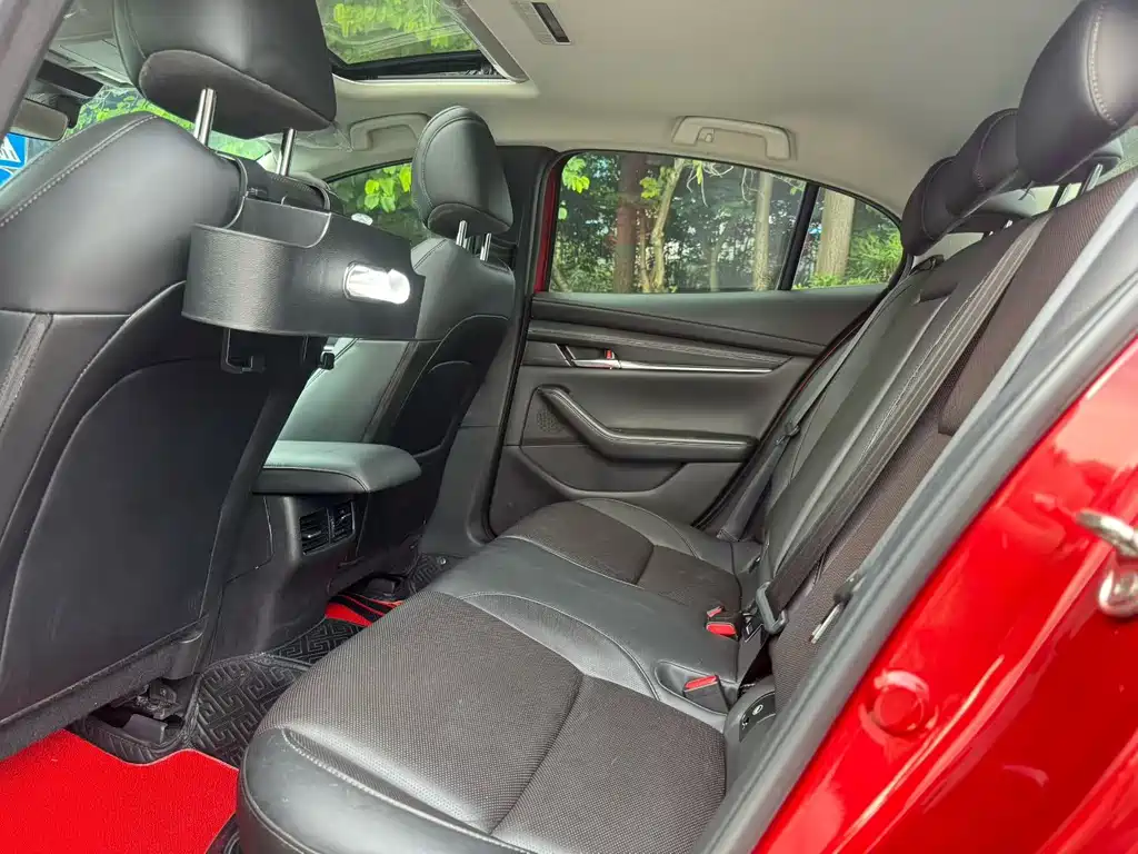 Mazda 3 Axela 2022
