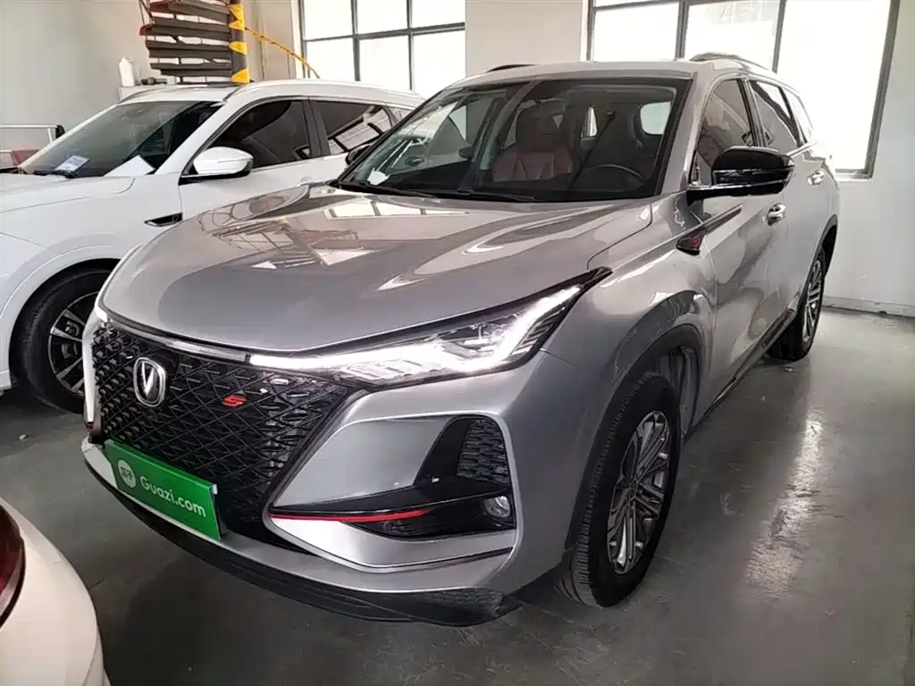 Changan CS75 PLUS 2021 — фото 1