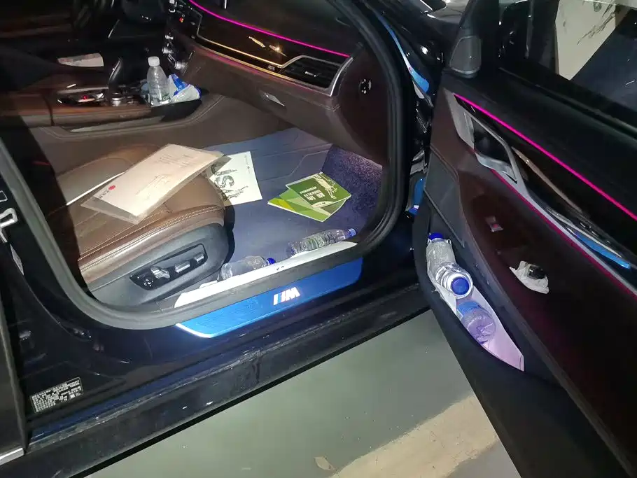 BMW 7 Series 2021 — фото 8