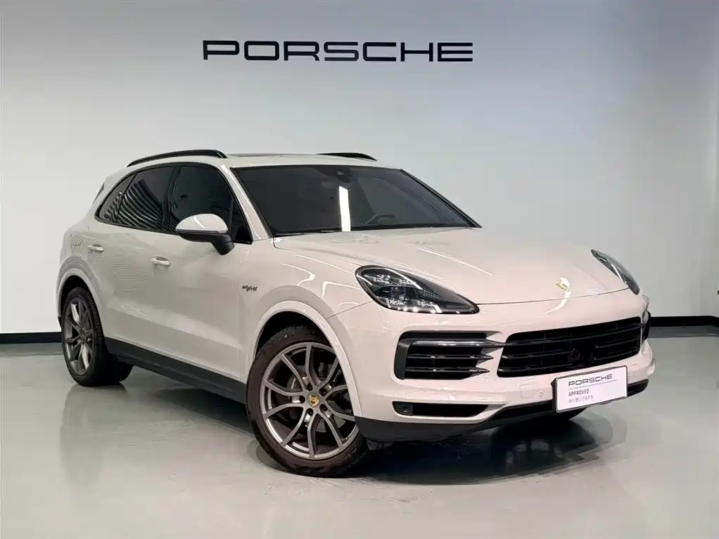 Porsche Cayenne Hybrid 2022 — фото 4