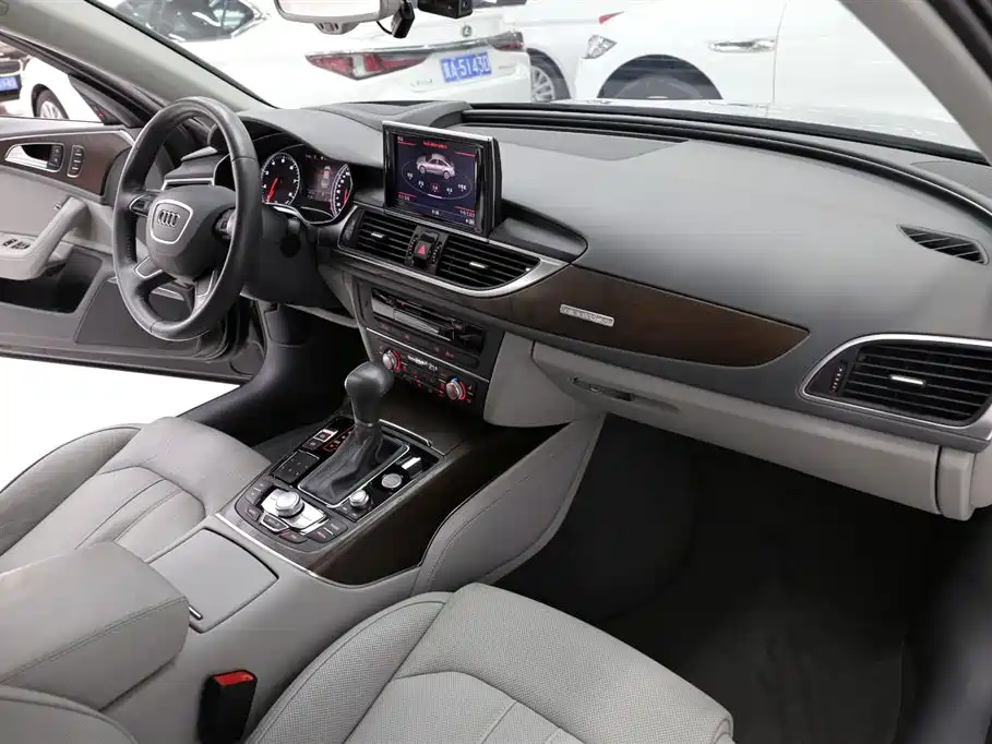 Audi A6L 2015 — фото 20