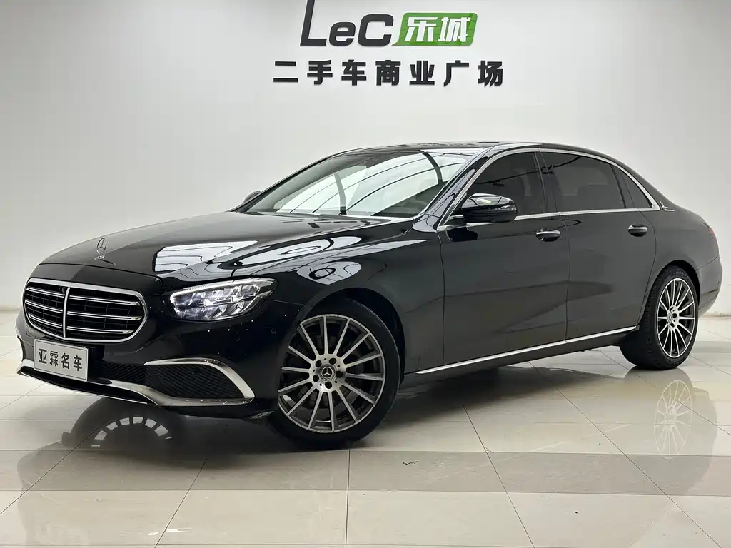 Mercedes-Benz E-Class 2022 — фото 1