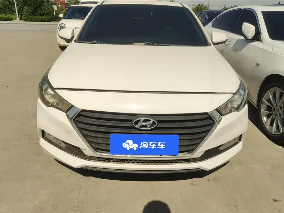 Hyundai Verna 2017 — фото 2