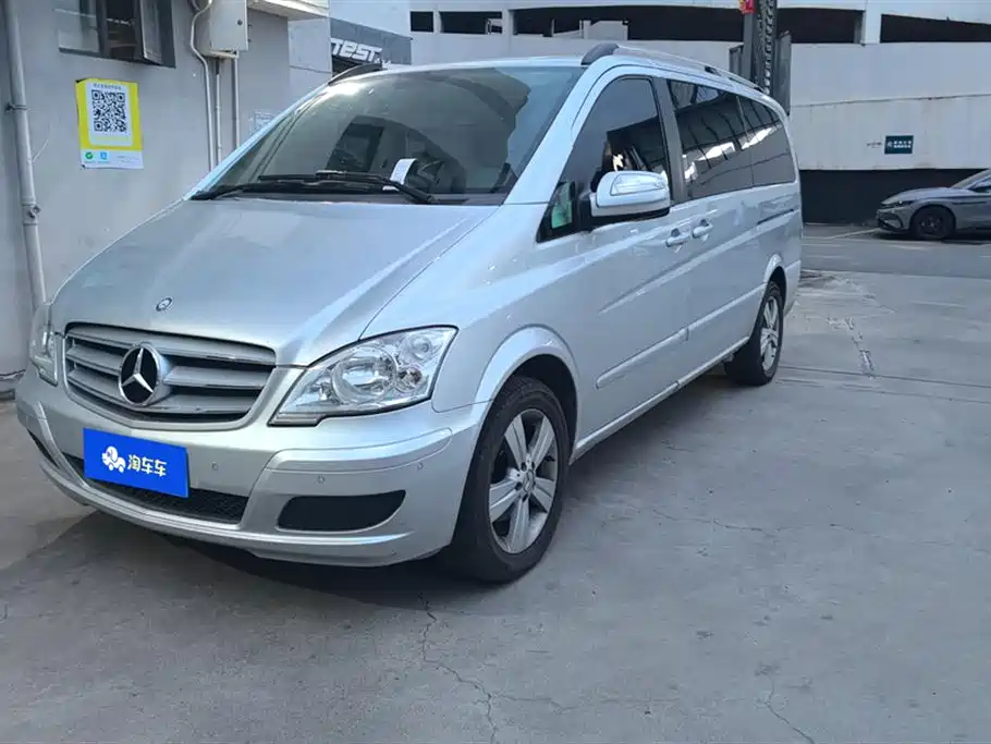 Mercedes-Benz Viano 2017 — фото 1