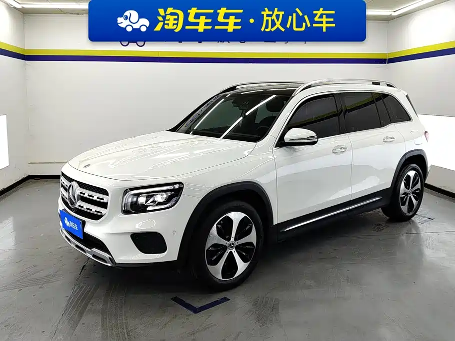 Mercedes-Benz GLB 2022 — фото 1