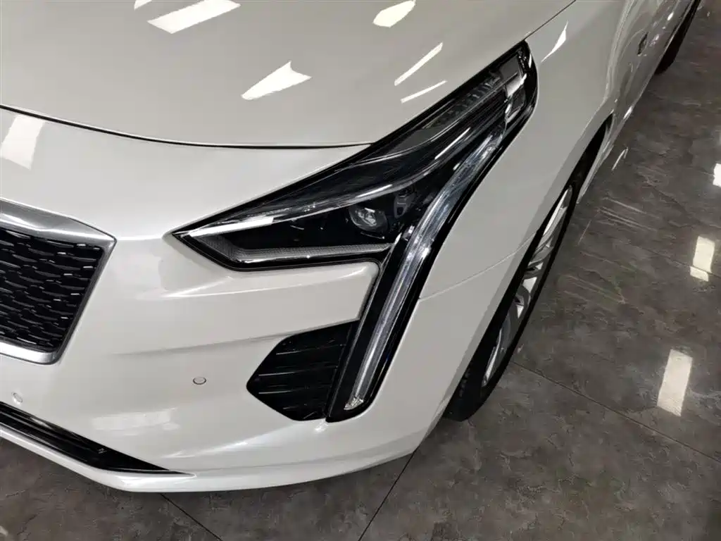 Cadillac CT6 2021 — фото 24