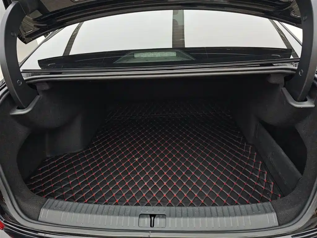 Volkswagen Passat 2023 — фото 16