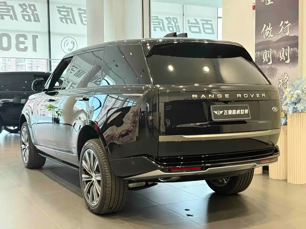Land Rover Range Rover 2025 — фото 19