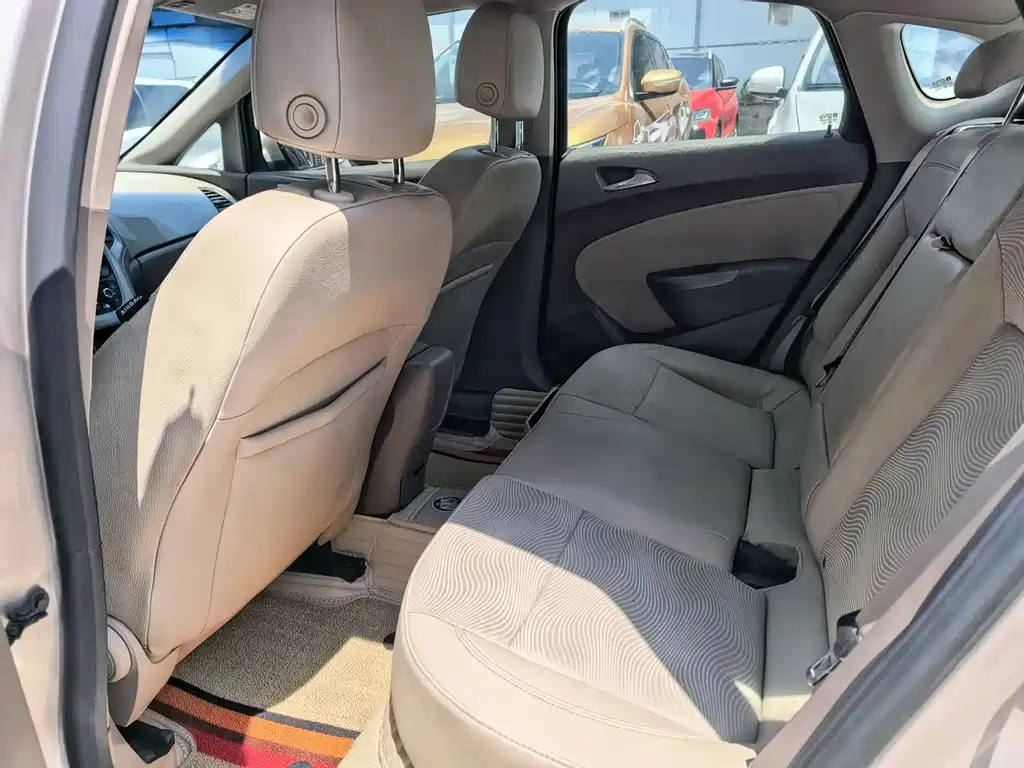Buick Excelle 2014