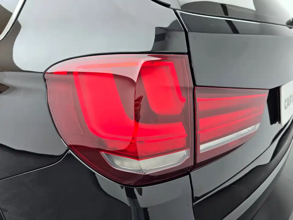 BMW X5 2017 — фото 9