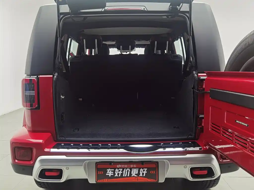 BAIC BJ40 2024 — фото 16