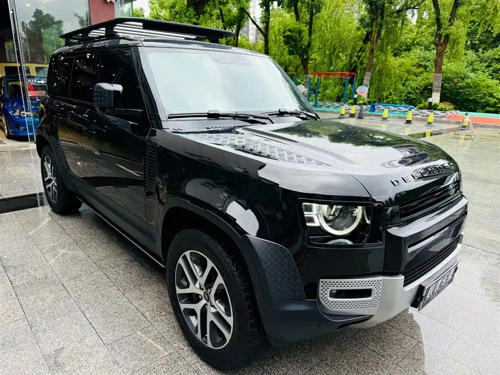Land Rover Defender 2023 — фото 4