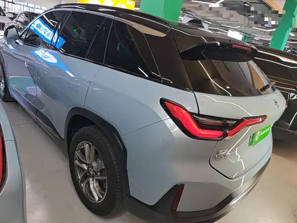NIO ES6 2020
