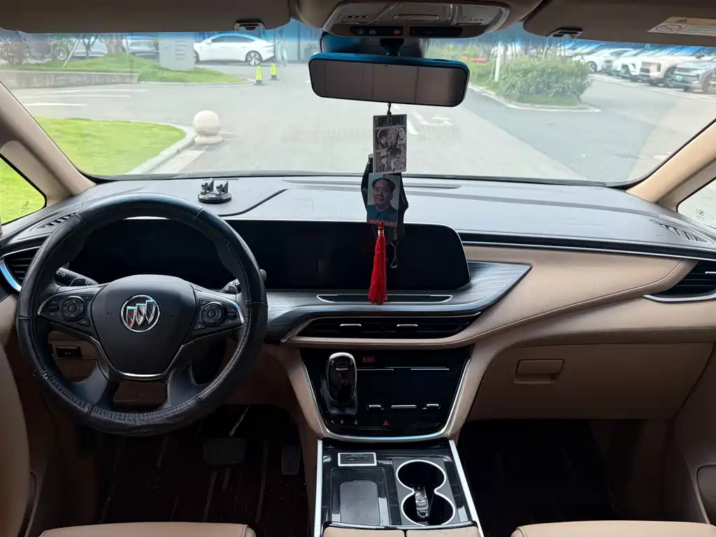 Buick GL8 2021