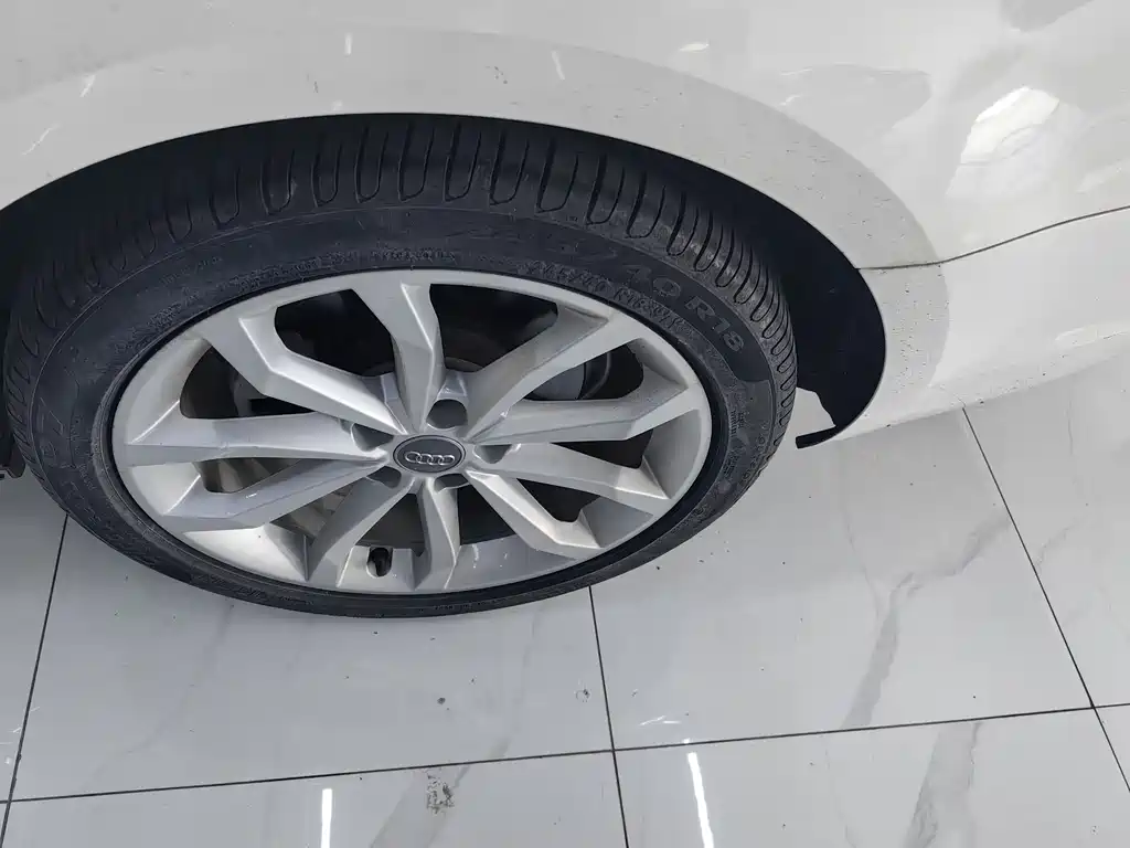 Audi A4L 2017