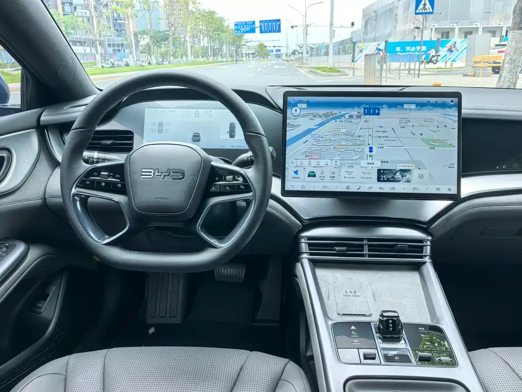 BYD Seal 07 DM-i 2024 — фото 9