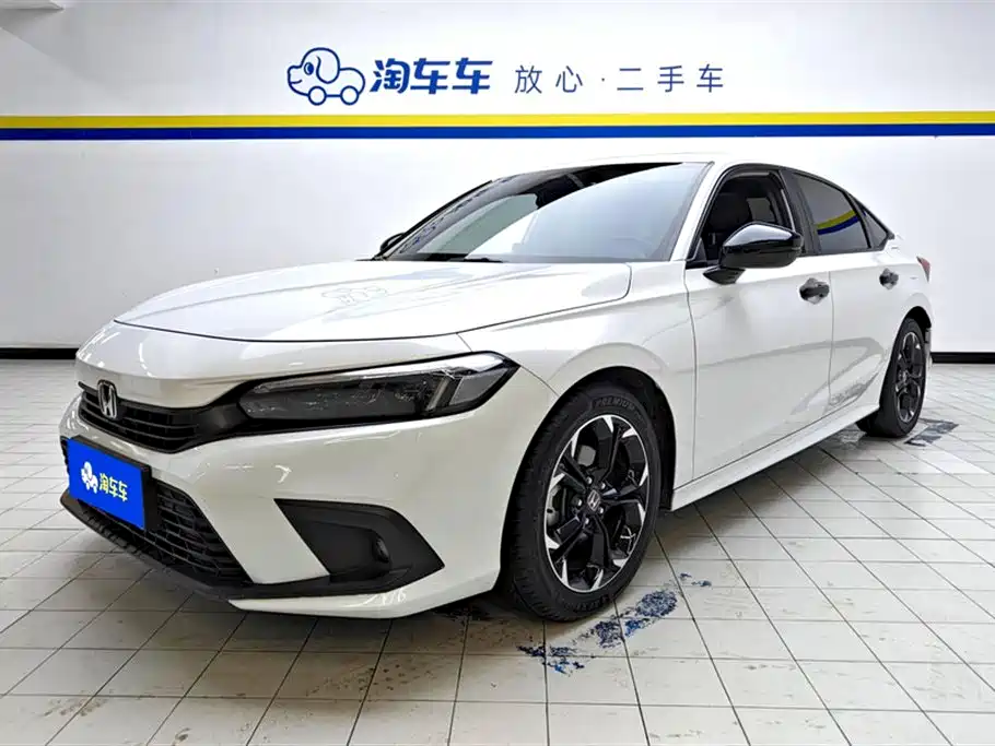 Honda Civic 2023 — фото 1