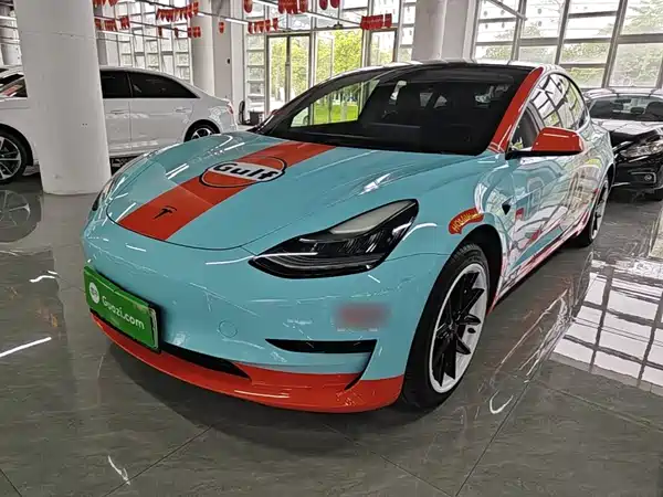 Tesla Model 3 2020