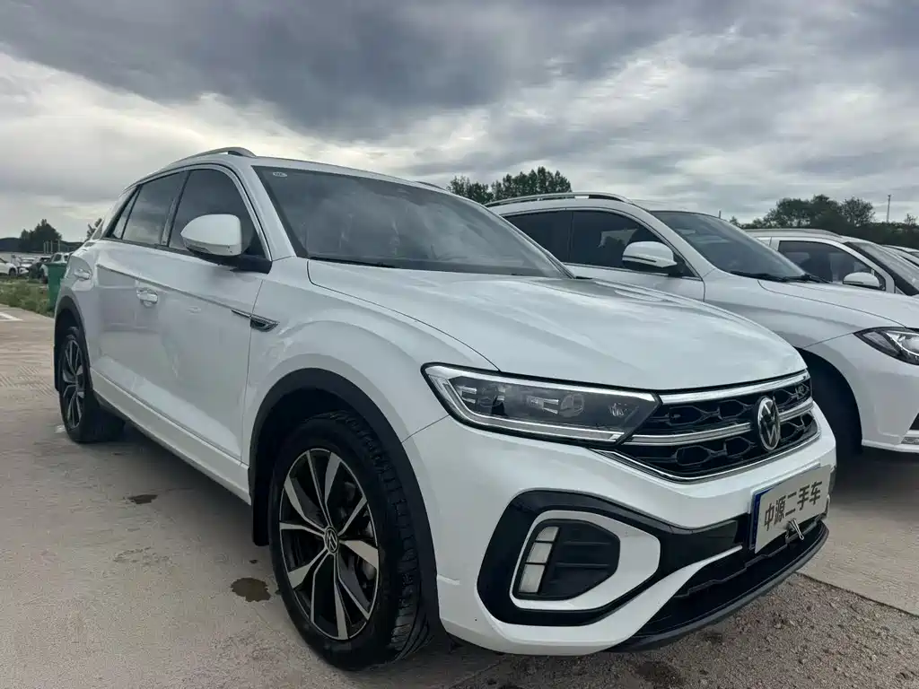 Volkswagen T-Roc 2024 — фото 1