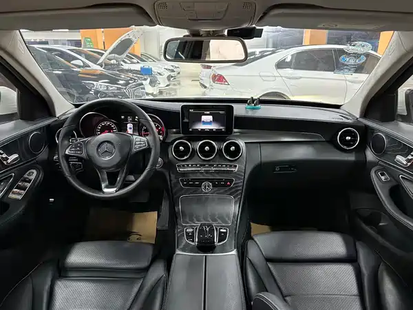 Mercedes-Benz C-Class 2017