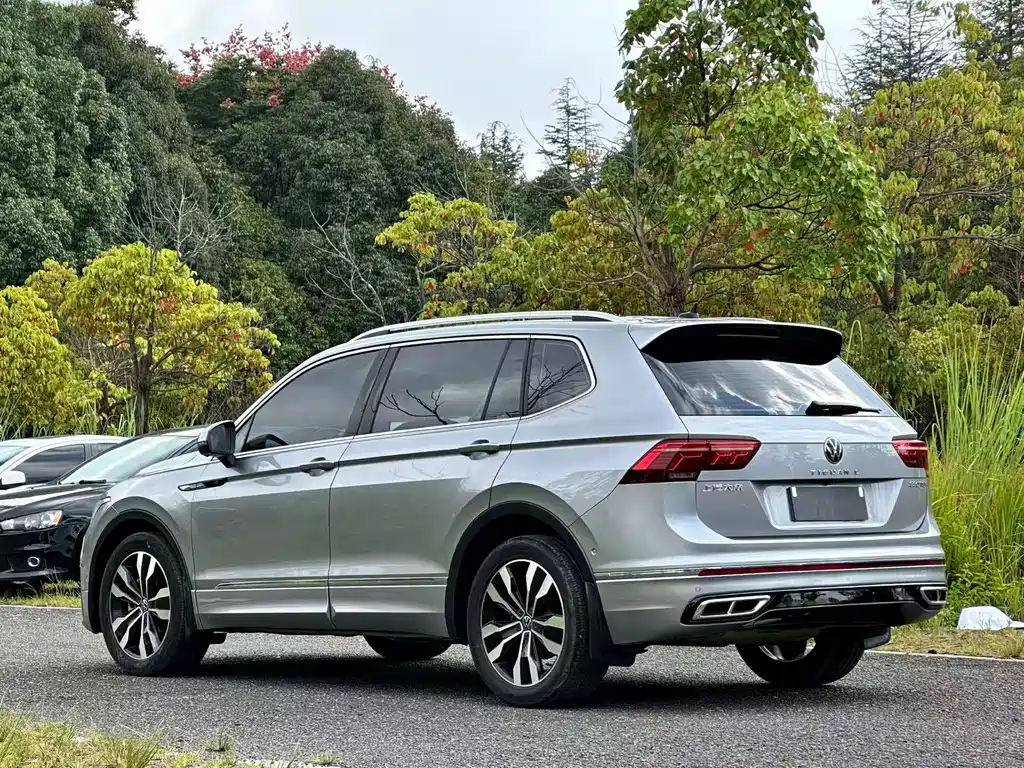 Volkswagen Tiguan L 2022 — фото 6
