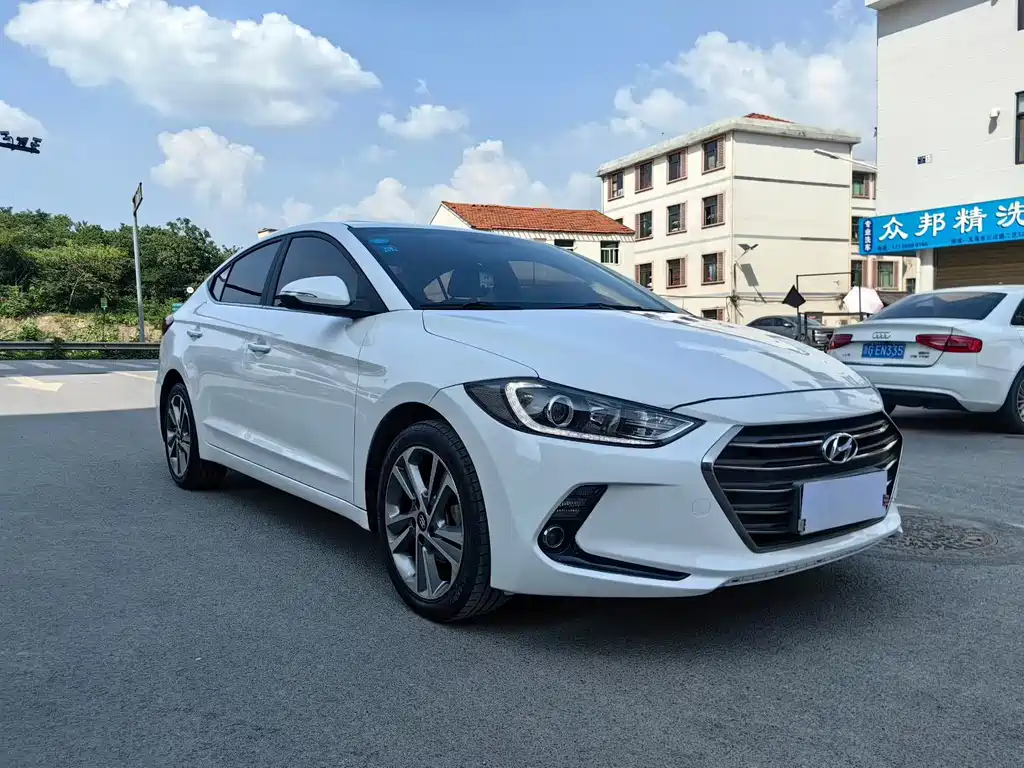 Hyundai Celesta 2016 — фото 3
