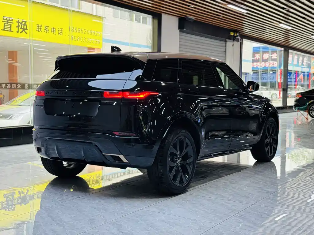 Land Rover Evoque 2024 — фото 16
