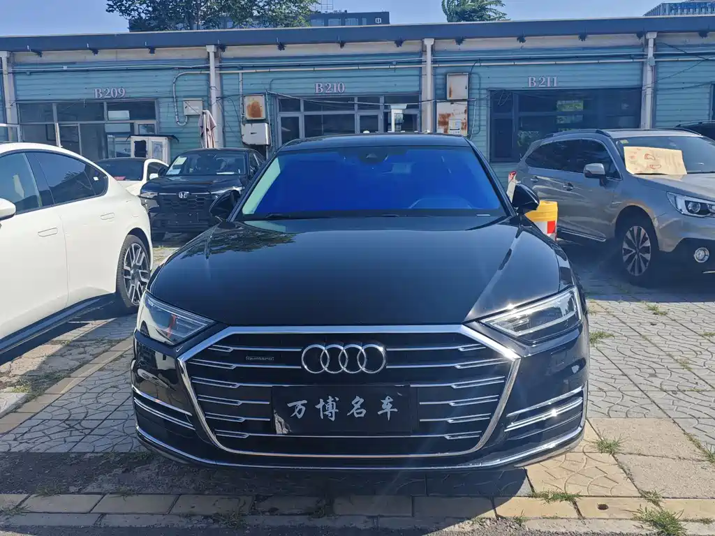 Audi A8 2022