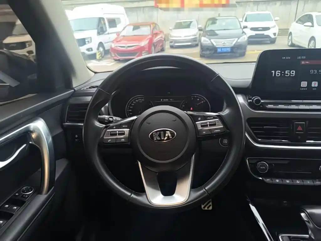 Kia Sportage 2020 — фото 11