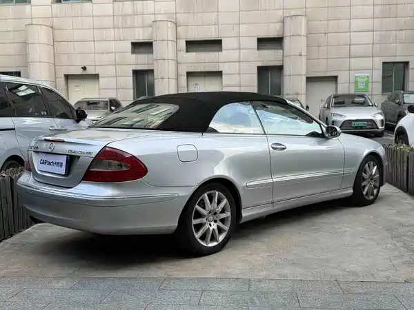 Mercedes-Benz CLK-Class 2009