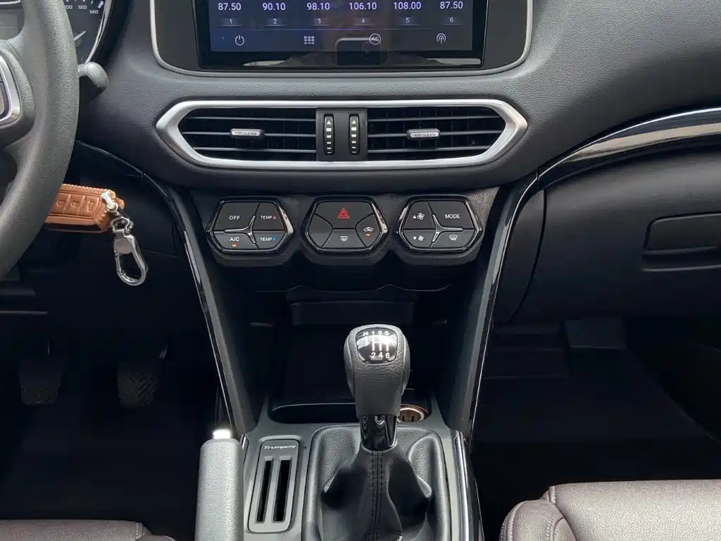 GAC Trumpchi GS4 2019 — фото 11