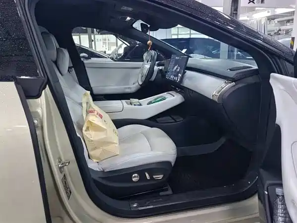 XPeng P7+ 2025