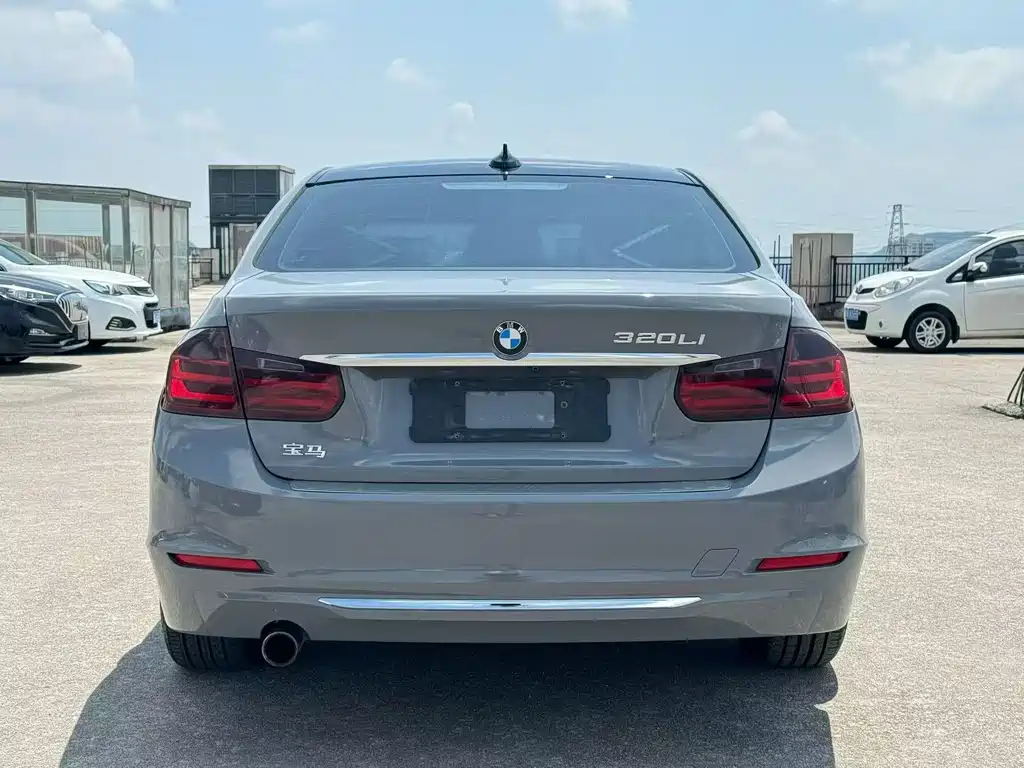 BMW 3 Series 2015 — фото 8