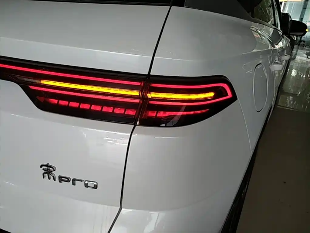 BYD Pro New Energy 2023 — фото 8
