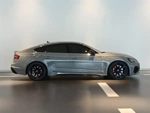 Audi RS 5 2021