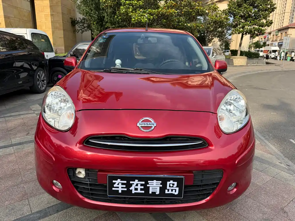 Nissan March 2011